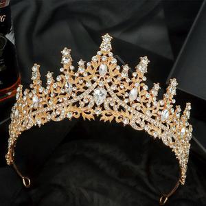 Diadèmes et couronnes noirs pour femmes, diadème de mariage gothique, couronne de cygne noir, costumes gothiques d'Halloween pour femmes, déguisements de bal de promo - Product Image 2