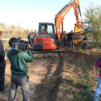 Nouvelle machine de déracinement d'arbres haute performance avec système de palettes hydrauliques pour l'extraction de grands arbres et la formation de boules de terre pour excavatrice