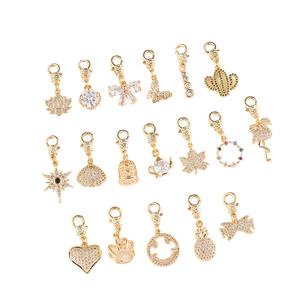 Colgante Desmontable de Acero Inoxidable con Forma de Mariposa de <span class=keywords><strong>Latón</strong></span> para Mujer y Niña, Ideal para Creación de Pulseras Minimalistas - Product Image 1