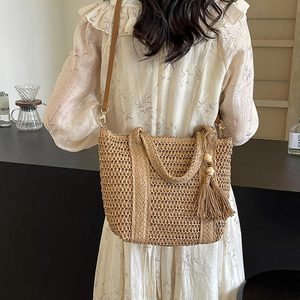 <span class=keywords><strong>Borsa</strong></span> da Spiaggia in Paglia Polinesiana con Manici in Stile Cesto Francese, Chiusura Aperta, Naturale, Nero <span class=keywords><strong>Mare</strong></span>, in Pelle, Portatile, Foderata in Poliestere - Product Image 5