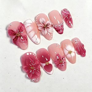 30 pièces de <span class=keywords><strong>faux</strong></span> <span class=keywords><strong>ongles</strong></span> à presser en amande, faits main, exquis, très demandés, avec motifs 3D stéréo de fleurs, papillons, perles et strass - Product Image 1