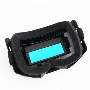Casque de soudage personnalisé de couleur foncée, à obscurcissement automatique, avec filtre, populaire auprès des électriciens. - Product Image 5