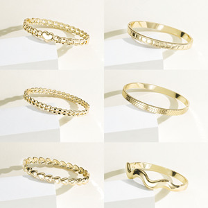 CM Joyería Bijoux Bracelets et Joncs Plaqué Or 14K pour Femme, Design Cœur, Charme Raffiné, Or Laminado - Product Image 1