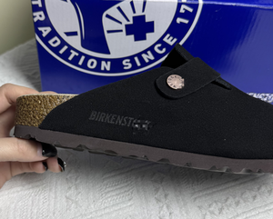 Zuecos de Lujo Personalizados Estilo Birkenstock para Mujer, Sandalias Ajustables con Hebilla, Soporte de Arco de Gamuza, Zuecos de Corcho Premium para Mujer - Product Image 1