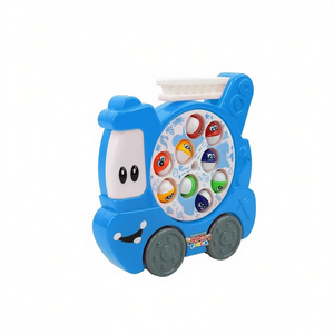 Camion de pêche 18x19x5 cm, véhicule jouet pour enfants avec balles colorées et mécanisme de pêche pour jeu en intérieur - Product Image 1