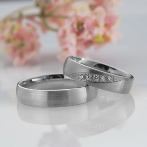 Anillo de compromiso de acero inoxidable chapado en oro para hombre y mujer, conjunto de anillos de boda, europeo y <span class=keywords><strong>americano</strong></span>, 2022 - Product Image 4