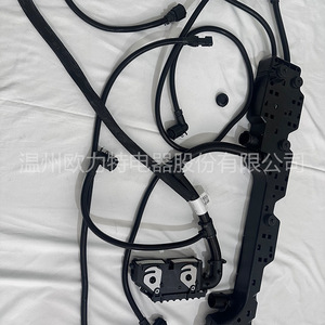 ชุดสายไฟรถบรรทุกวอลโว่ พร้อมอะแดปเตอร์เชื่อมต่อ IP65 สำหรับรุ่น FH FM FMX NH 9 10 11 12 13 - Product Image 3