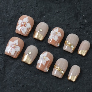 Uñas Postizas Acrílicas de Lujo, 10 Piezas, Cobertura Completa, Diseño Cuadrado con Diamantes, con Pegamento, Opción de Logotipo Personalizado, para Uso en Dedos - Product Image 3