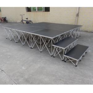 Plateforme de scène portable légère en aluminium et bois, facile à assembler, formes personnalisables pour les événements scolaires - Product Image 4