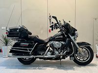 Harley-Davidson Road Glide de 1600cc - Motocicleta Cruiser Premium para Viajes Deportivos y de Ocio