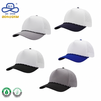Casquette de baseball personnalisée à 5 panneaux avec perforations laser OEM, respirante, pour le golf et le sport, style snapback bicolore, vente en gros