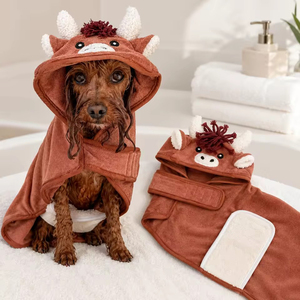 Albornoz de felpa OEM de fábrica para perros, toalla súper absorbente de secado rápido, correa para perros, abrigo de secado para mascotas con capucha, conjunto de arnés personalizado y lindo para perros. - Product Image 2