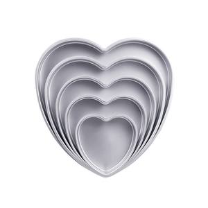 <span class=keywords><strong>Moule</strong></span> à gâteau <span class=keywords><strong>en</strong></span> aluminium anodisé <span class=keywords><strong>en</strong></span> <span class=keywords><strong>forme</strong></span> <span class=keywords><strong>de</strong></span> cœur - Fond fixe pour utilisation au four - Vente flash - Product Image 2