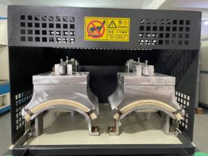 YUTAI chaussure en <span class=keywords><strong>cuir</strong></span> de haute qualité empeigne supérieure ramollissement à la vapeur faisant la Machine nouvel état pour l'utilisation en usine de <span class=keywords><strong>chaussures</strong></span> - Product Image 4