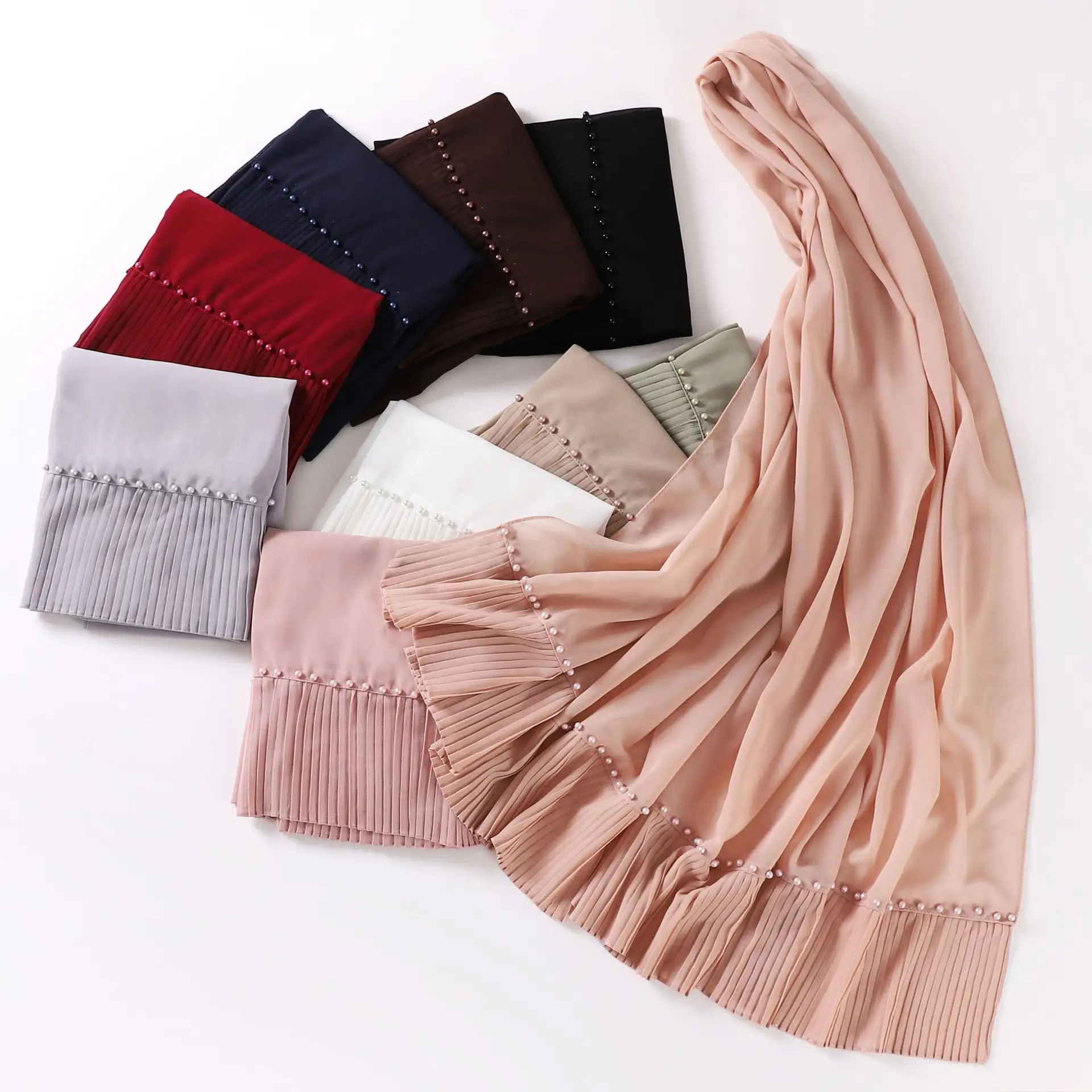 High Quality New Solid Color Chiffon Hijabs Scarves Muslim Women Plain Crinkle Pleated Chiffon Head Scarf Shawl With Pearl Bead