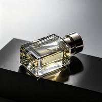 Bouteilles de parfum en verre avec pompe, logo de marque personnalisé, 30 ml, 50 ml, 100 ml, vides, vente en gros, fabricant