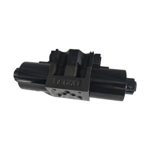 DSV-G02 Solenoid Valve DSV-G02-2N-DC24/<strong>A110</strong>/A220-90/82/<strong>72</strong>/20 DSV-G02-6C-DC24-20 DSV-G03-7C-A120-20 Directional Valve - Product Image 1