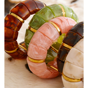 Bracelet JINYOU 7058 en perles acryliques vintage, style printemps-automne, plaqué or 18 carats, élastique et réglable, pour les fêtes - Product Image 3