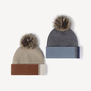 Gorro de lana grueso y cálido para mujer, con diseño de punto y pompón, ideal para otoño e invierno, para exteriores. - Product Image 1
