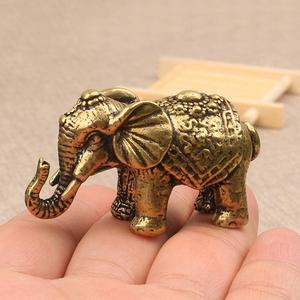 ชิ้นงานตกแต่งรูปช้างทองเหลืองแท้ 1 ชิ้น ดีไซน์สร้างสรรค์ เสริมสิริมงคล ใช้ตกแต่งบ้าน วางบนโต๊ะ หรือเป็นของขวัญ ขายส่ง - Product Image 1