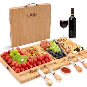 Plateau à fromage pliable en bambou avec poignée, plateau à apéritifs pour servir lors de fêtes - Product Image 5