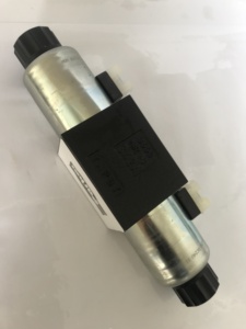 Bobine de commande directionnelle hydraulique D3W001CNJW42 - Product Image 4