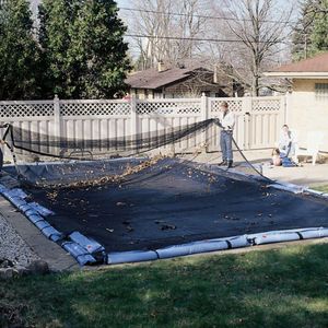 Grande couverture de <span class=keywords><strong>piscine</strong></span> ronde avec fonction marche/arrêt facile <span class=keywords><strong>Filet</strong></span> à feuilles en matériau PE avec logo Couverture d'hiver pour attraper les débris de feuilles - Product Image 5