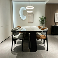 Ensemble de salle à manger en bois moderne et luxueux 5 pièces avec table rectangulaire et 4 chaises, écologique, pour hôtel et appartement