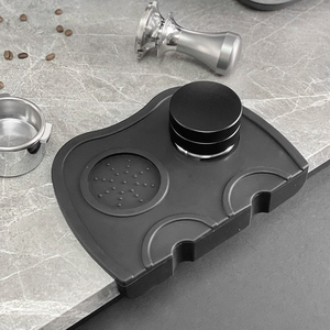 Accessoires pour expresso écologiques de qualité alimentaire avec logo personnalisé, couleur noire classique, outils pour baristas imperméables en silicone transparent - Product Image 1