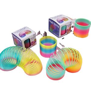 Детские игрушки для волшебной радужной пружинной катушки из пластика для волшебных радужных кругов с цветовыми эффектами с блестками - Product Image 2