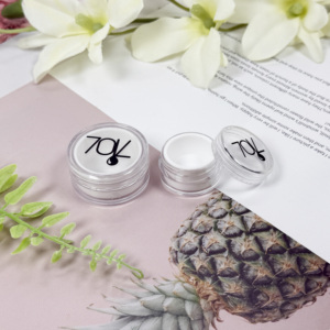 Vente en gros clair 10ml 5ml Concentré d'huile Récipient en silicone 5g Récipient en plastique PS Pot en acrylique avec couvercles en silicone à l'intérieur - Product Image 1