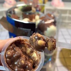 Boîte <span class=keywords><strong>de</strong></span> <span class=keywords><strong>bonbons</strong></span> d'<span class=keywords><strong>enfance</strong></span> nostalgiques, assortiment <span class=keywords><strong>de</strong></span> <span class=keywords><strong>bonbons</strong></span> durs <span class=keywords><strong>de</strong></span> petite taille, barillets <span class=keywords><strong>de</strong></span> biscuits au chocolat, <span class=keywords><strong>bonbons</strong></span> rétro en vrac, pack <span class=keywords><strong>de</strong></span> fête - Product Image 4