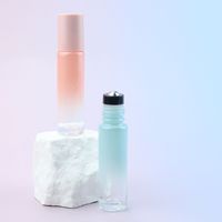 Flacons à bille en verre de 10 ml de couleur personnalisée, flacons cosmétiques vides avec bouchon en aluminium pour les soins de la peau