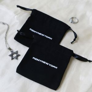 Sac en coton recyclable imprimé à l'écran avec logo personnalisé, style tendance, écologique, blanc, avec cordon de serrage, sac anti-poussière pour sac à main - Product Image 1