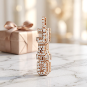 Charme de lettre verticale personnalisé en or massif véritable et diamant naturel, bijoux fins, initiale alphabétique, cadeau pour femme, idéal pour les fêtes - Product Image 1
