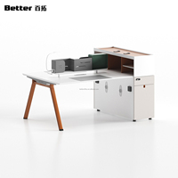 Meubles de bureau modernes, bureau de direction, poste de travail, cloisons de bureau, table de travail, bureau