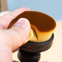 Stylet professionnel en fibre synthétique avec manche en plastique, tête plate, applicateur de crème BB, pinceau de maquillage multifonctionnel
