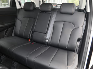 Carburant Conduite à gauche Volant multifonction Avant Quatre roues motrices Haute vitesse 190 km/h Double embrayage Changan <span class=keywords><strong>Auchan</strong></span> X7 Plus - Product Image 5