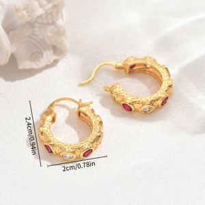 ต่างหูทรงห่วงสไตล์ยุโรป-อเมริกัน ดีไซน์เรขาคณิต ชุบทอง ทำจากโลหะผสมทองแดง ประดับเพชรซิร์คอนแบบฝังละเอียด - Product Image 5