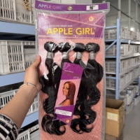 Lot de Cheveux Vietnamiens Remy en Gros, Mélange 4+1, avec Closure 4*4, Boucles Crépues, Couleur Naturelle, Double Trame Faite à la Machine pour Femmes Noires