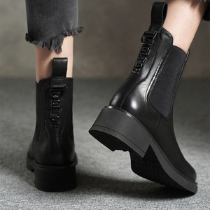 <span class=keywords><strong>Stivali</strong></span> corti in pelle di <span class=keywords><strong>prima</strong></span> fascia 2023 in pelle stile britannico retrò <span class=keywords><strong>stivali</strong></span> da <span class=keywords><strong>donna</strong></span> con suola spessa - Product Image 4