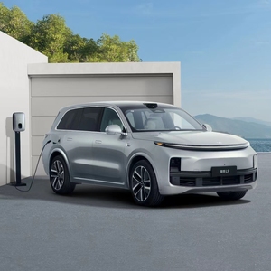 Poste de carga de vehículo eléctrico Lixiang de 7 Kw, CA monofásica de <span class=keywords><strong>220</strong></span> voltios montada en la pared, incluye Cable de pistola de 7 metros - Product Image 2