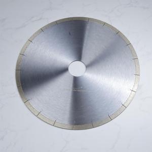 Disco de Sierra Circular de Diamante de 450 mm, <span class=keywords><strong>Precio</strong></span> de Fábrica, Alta Calidad, para Cortar Losas de <span class=keywords><strong>Dekton</strong></span>, con Alta Velocidad de Corte y Larga Vida Útil - Product Image 2