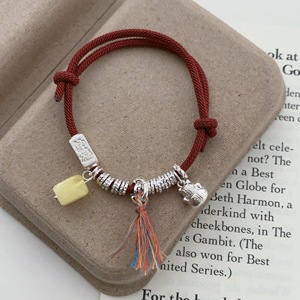 Bracelet porte-bonheur en fil rouge pour femme, en argent sterling 999, avec breloque en ambre et pompon, cadeau bijou pour la chance et la prospérité - Product Image 2