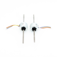 La vis de plomb de 25mm passe par un mini moteur pas à pas linéaire fileté 5v