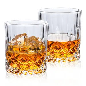 Échantillon gratuit verres à liqueur personnalisés verre à whisky en cristal tasse en verre à whisky gaufré pour bar à la maison