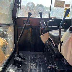รถขุดมือสอง CAT306E2 สภาพดีเยี่ยม พร้อมระบบหมุนคล่องตัว เหมาะสำหรับงานเคลียร์พื้นที่บนเนินเขา และปรับระดับพื้นที่ในสวน - Product Image 2