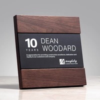 Plaque de récompense en bois gravée sur mesure, trophée d'entreprise, prix avec plaque en métal or, argent, cuivre MH-J424