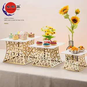 Hot Sales Catering Luxurious Decorative Golden Metal Square Branch Dessert Stand Cakes Food Sweets Display Rack Gold Cake Stand