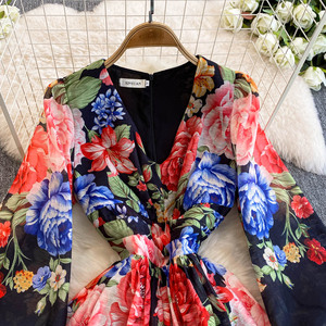 Nouvelle robe longue à col en <span class=keywords><strong>V</strong></span> et manches lanternes, série rétro à fleurs, taille cintrée, robe élégante pour fille, robe vintage, 2025 - Product Image 6